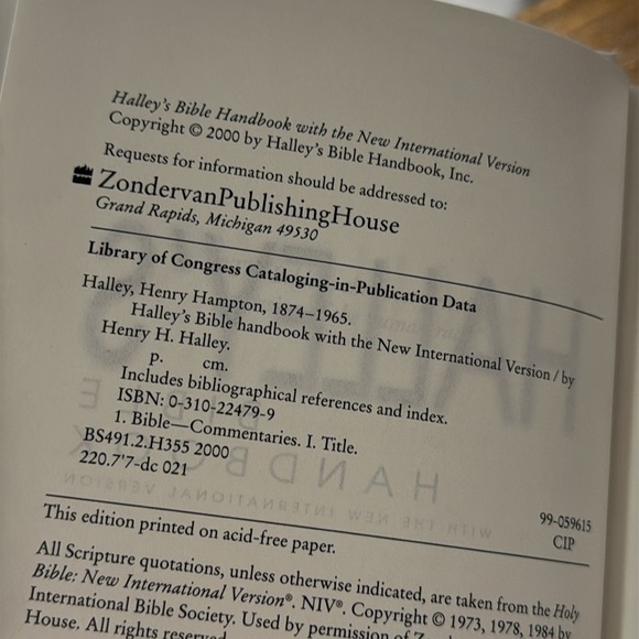 Halley’s Bible Handbook Hardcover with Maps, Photographs & Illustrations Book - Picture 6 of 8